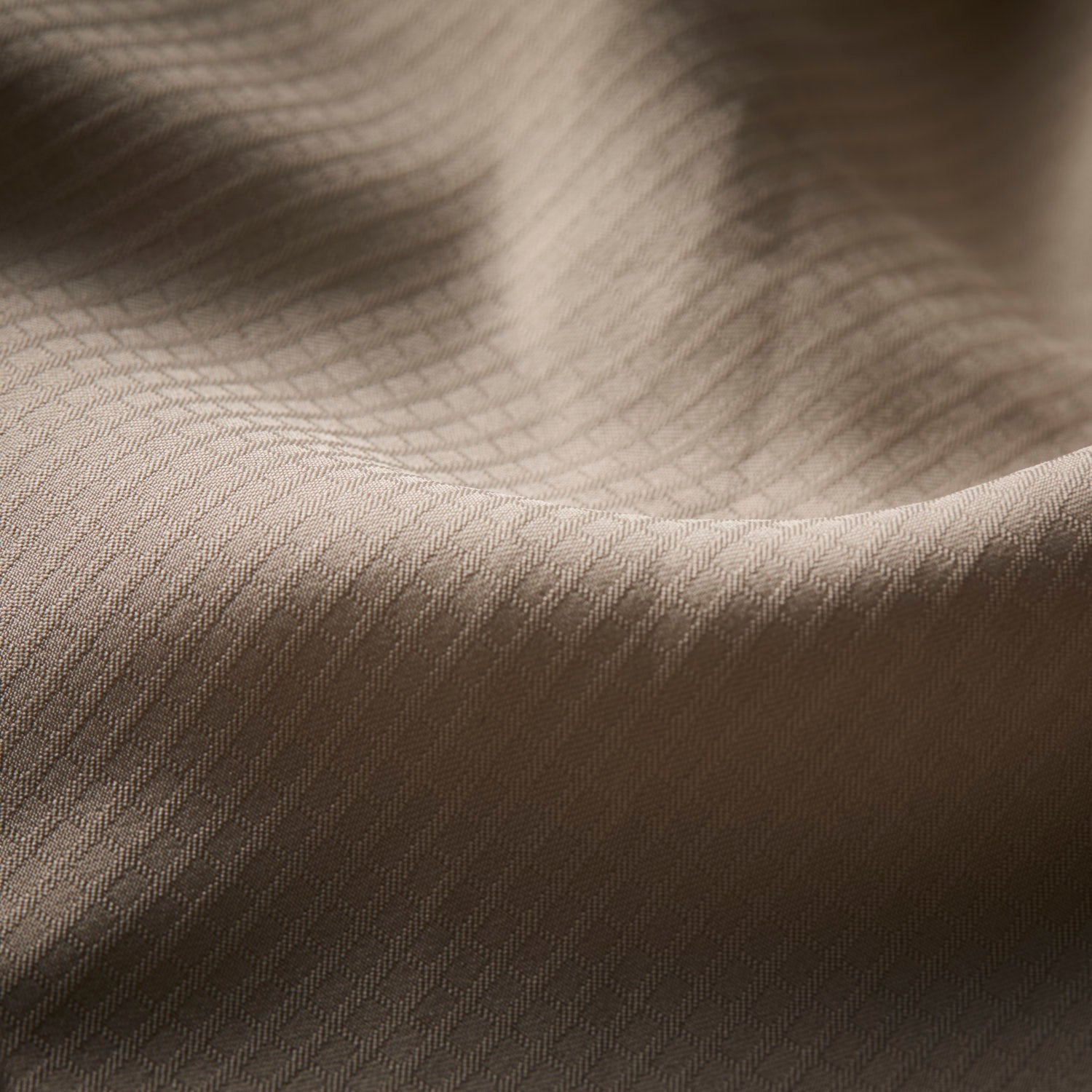Ezmar-Light-Langaermet-Khaki-Geoff-Anderson-Closeup-13.jpg