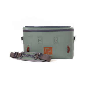 You added <b><u>Fishpond Cutbank gear bag </u></b> to basket.