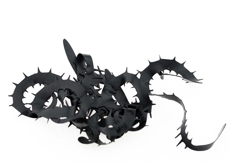 Spiked Rolla tails - Black